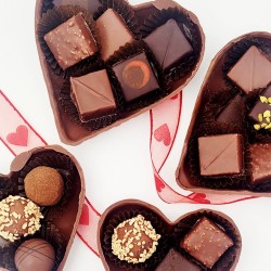 Grand cœur rocher chocolat au lait – 9 pralinés | Saint-Valentin