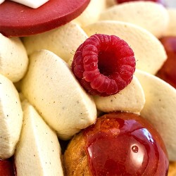 Tourte St-Honoré du 1er août | Framboise & vanille | Suard Fribourg